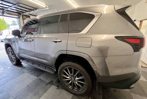 2024 Lexus LX 600 F SPORT Handling
