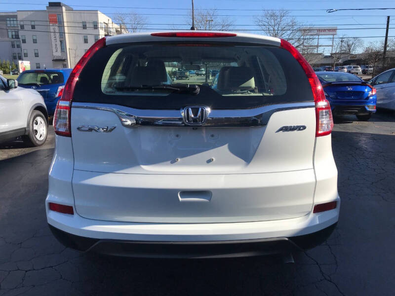 2016 Honda CR-V LX photo 6