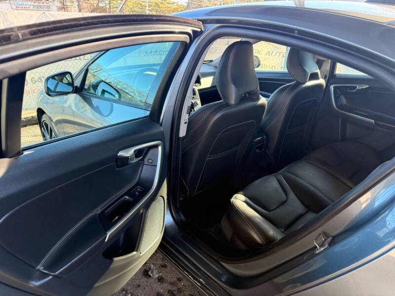 2017 Volvo S60 T5 Dynamic