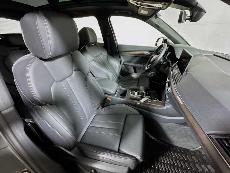 2024 Audi Q5 e quattro S line Prestg 55 TFSI