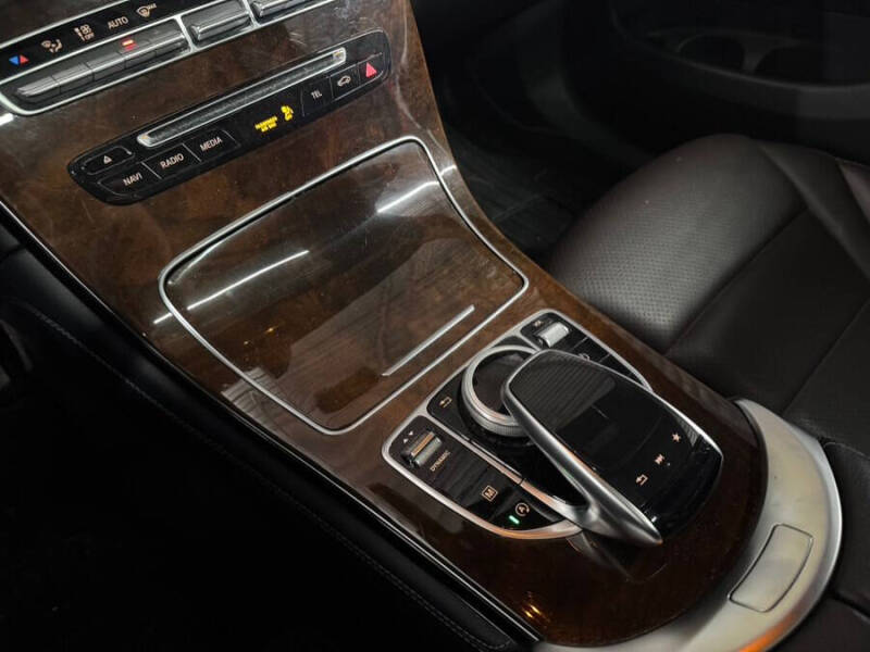 2018 Mercedes-Benz GLC GLC 300 4MATIC