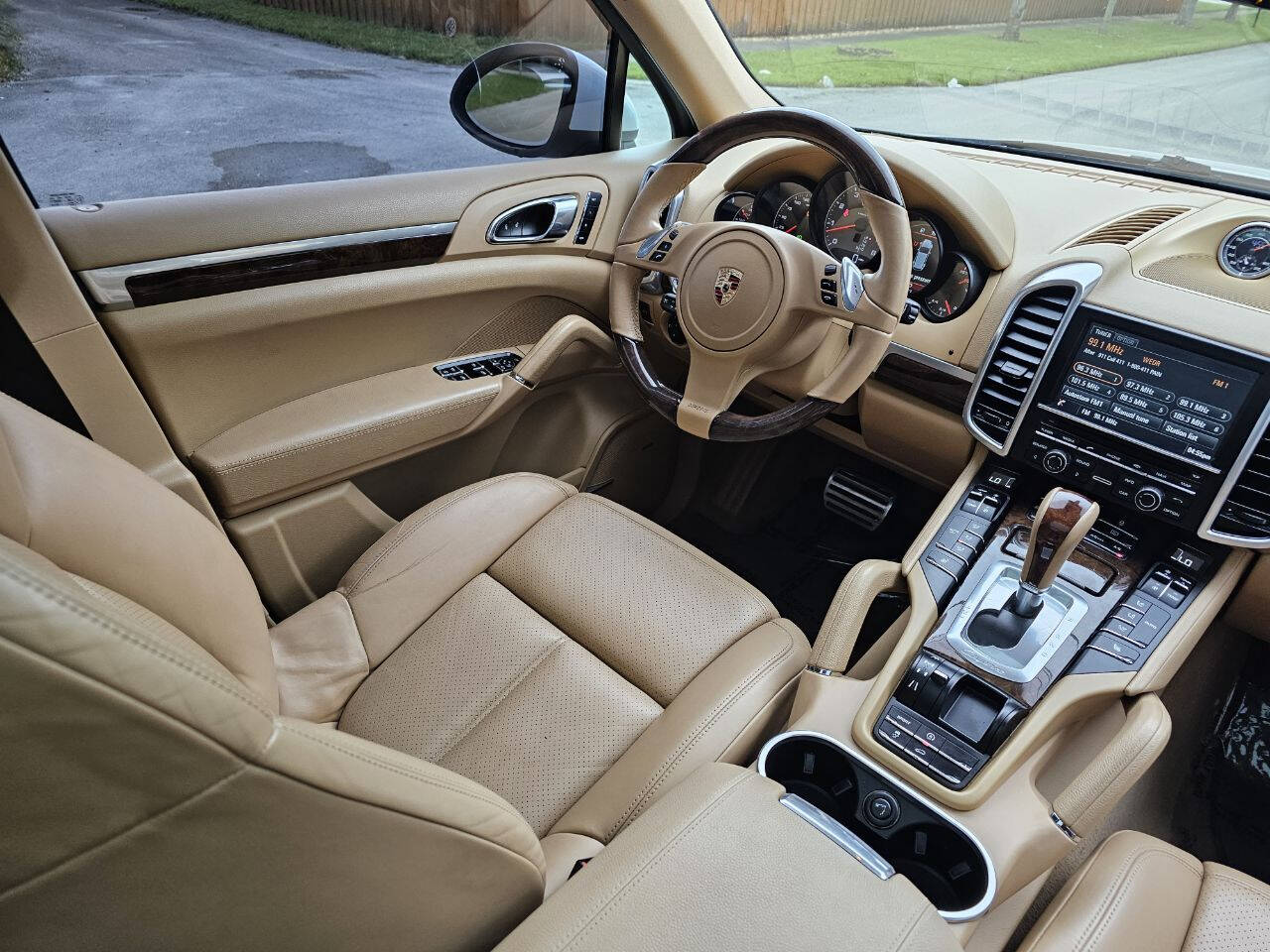 2012 PORSCHE Cayenne SUV / Crossover - $16,123