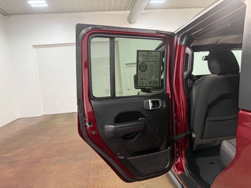 2022 Jeep Gladiator Willys