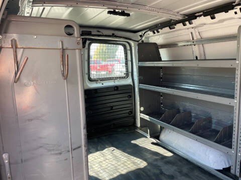 2019 GMC Savana 2500