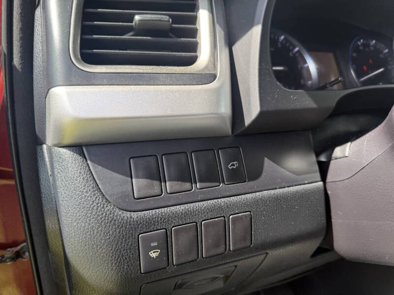 2014 Toyota Highlander LE