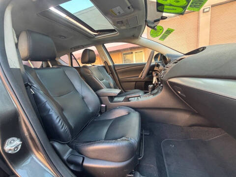 2012 Mazda MAZDA3 i Grand Touring