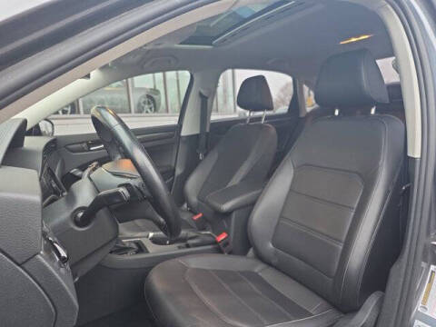 2020 Volkswagen Passat R-Line