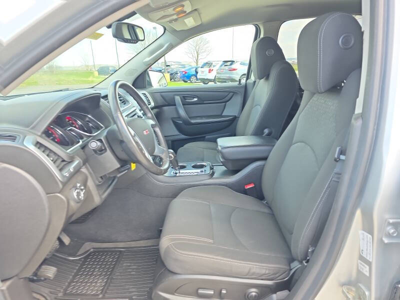 2016 GMC Acadia SLE-2