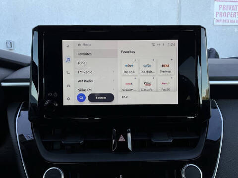 2025 Toyota Corolla Hybrid LE