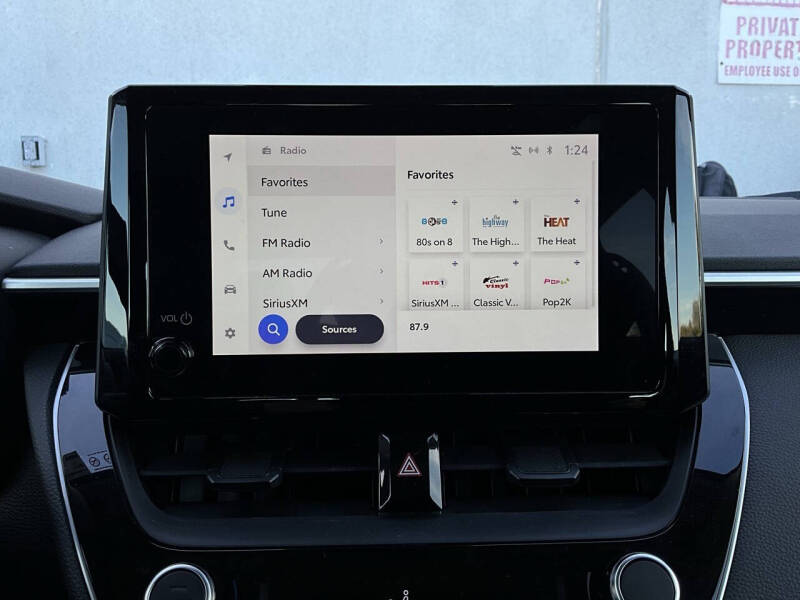 2025 Toyota Corolla Hybrid LE