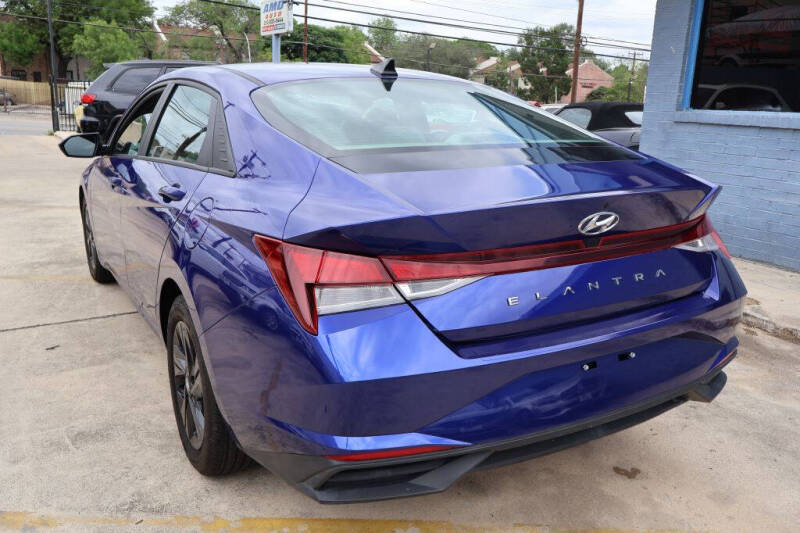 2023 Hyundai Elantra