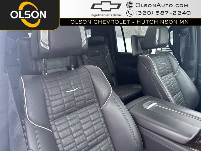 2022 Cadillac Escalade ESV Premium Luxury Platinum