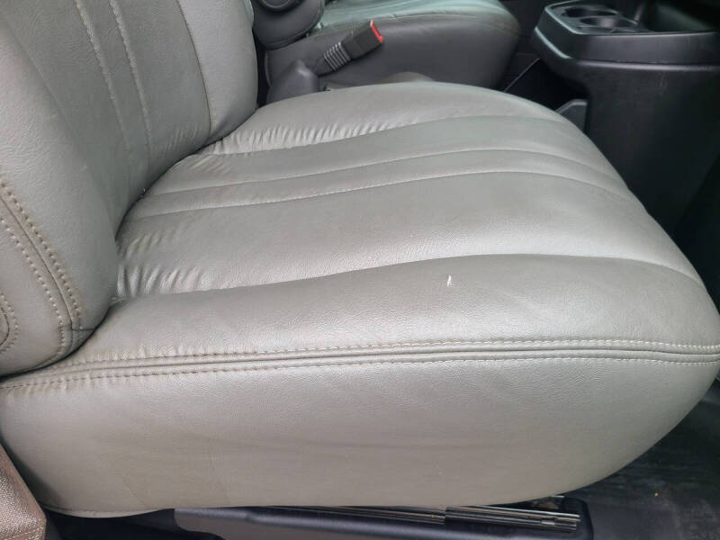 2019 GMC Savana 2500