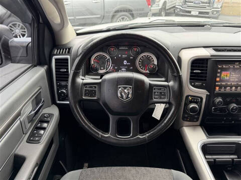2017 RAM 1500 SLT
