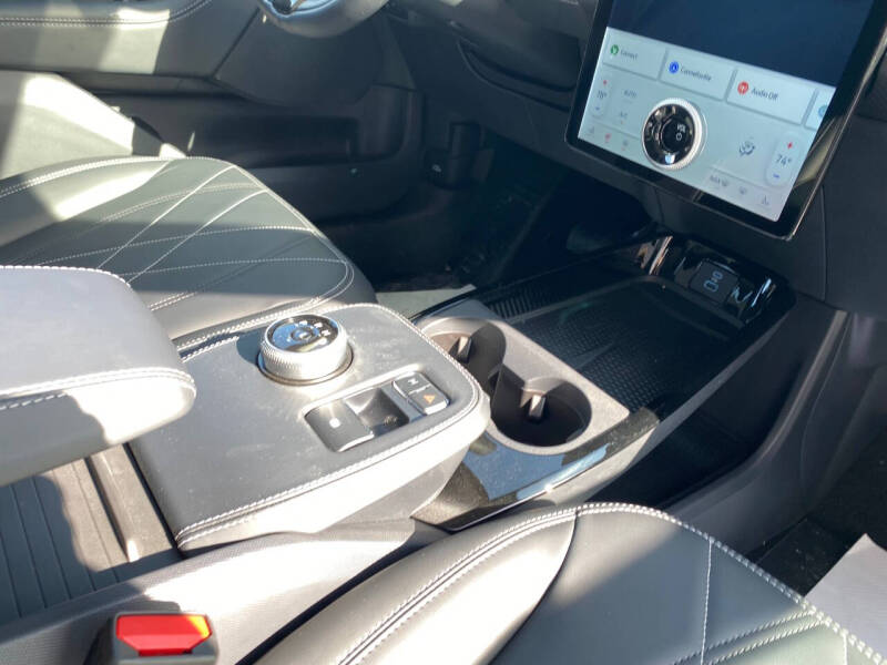 2024 Ford Mustang Mach-E Select