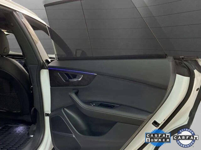 2023 Audi Q8 quattro Premium Plus 55 TFSI