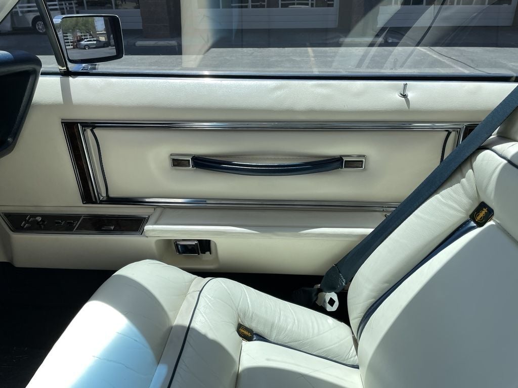1979 Lincoln Continental 17