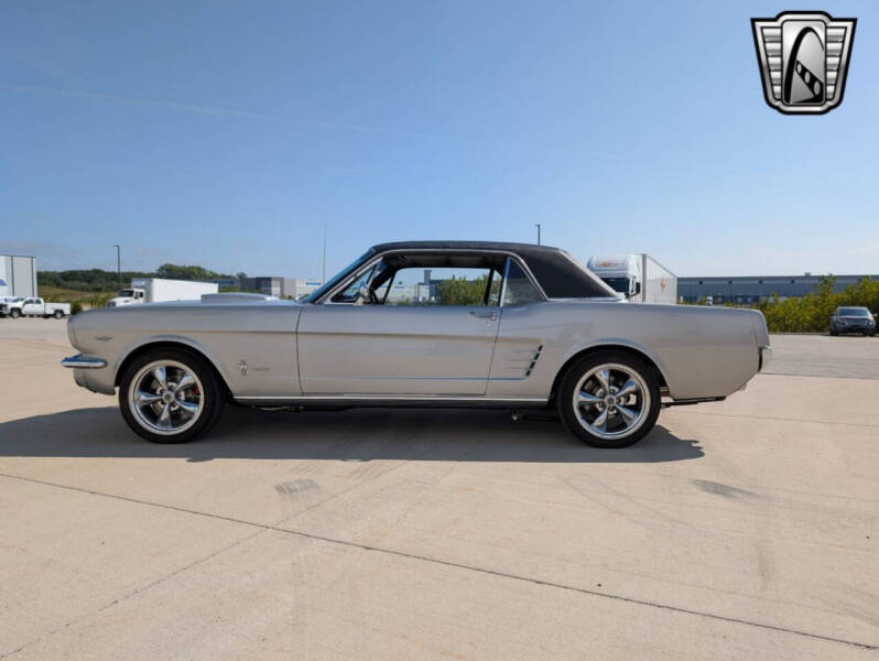 1966 Ford Mustang