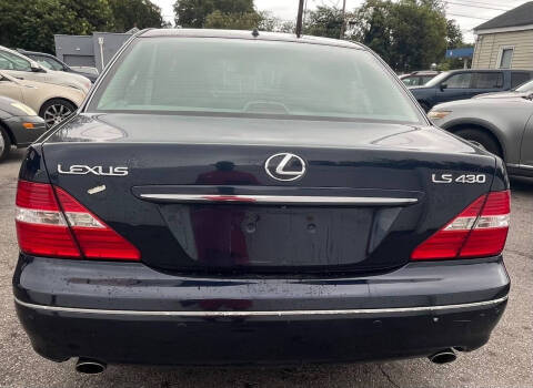2005 Lexus LS 430
