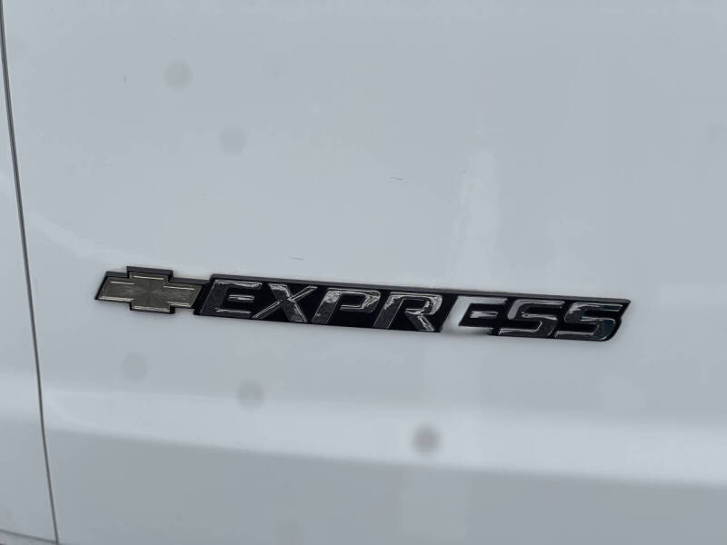 2018 Chevrolet Express LT 3500