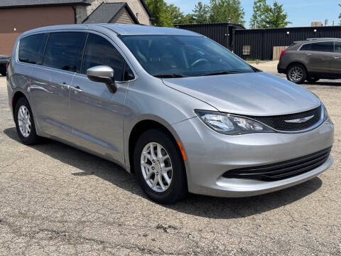 2017 Chrysler Pacifica Touring