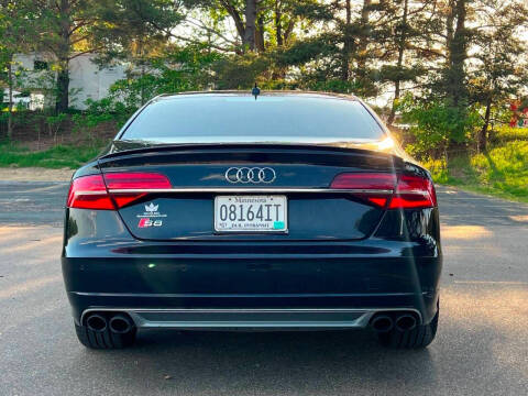 2016 Audi S8 plus 4.0T quattro
