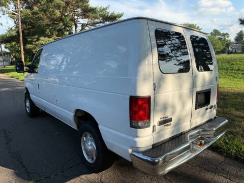 2014 Ford E-Series E-250