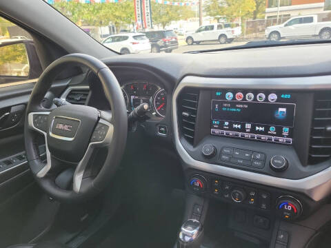 2017 GMC Acadia SLT-2