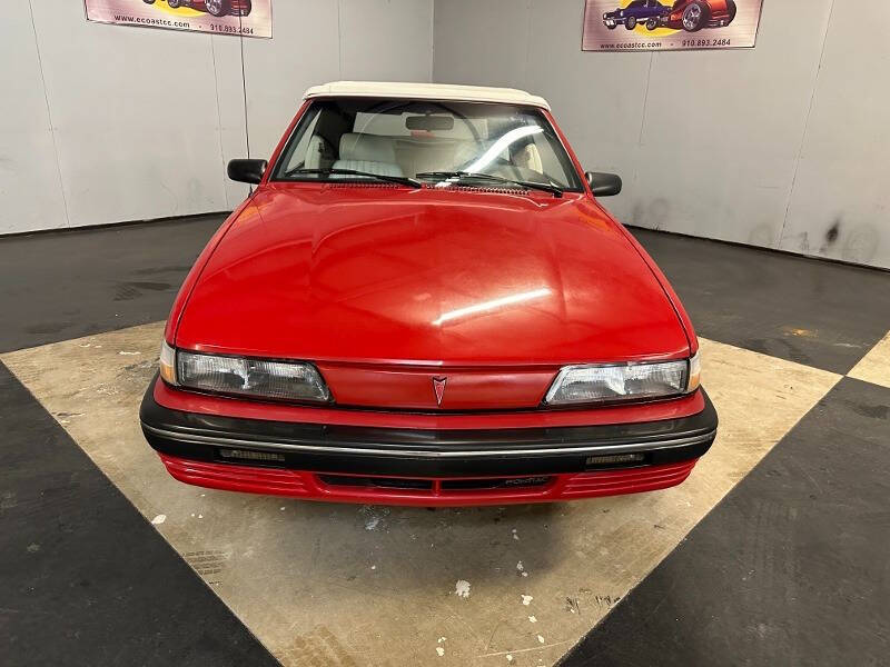 1991 Pontiac Sunbird LE