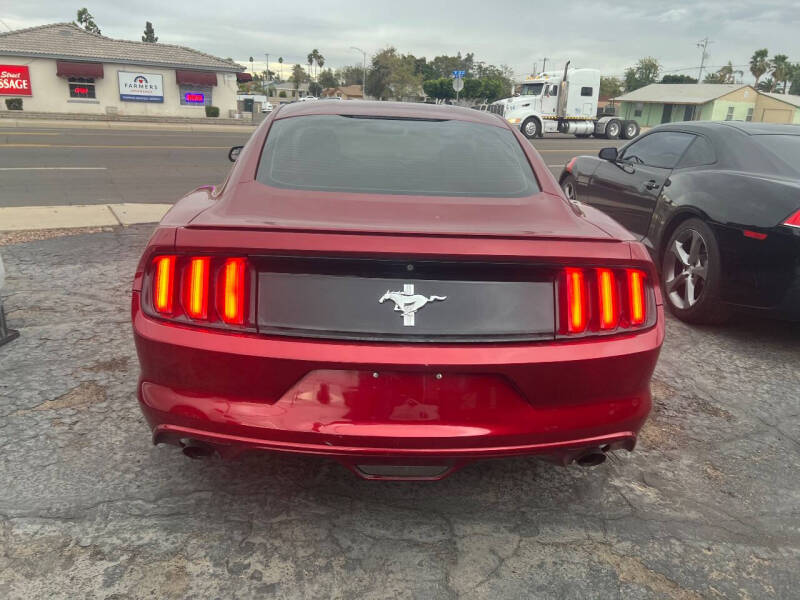 2016 Ford Mustang V6