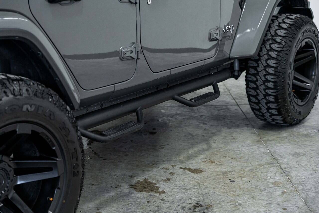 2020 JEEP Wrangler SUV / Crossover - $47,999