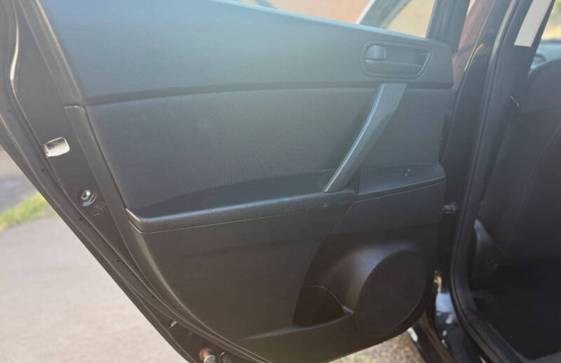 2010 Mazda MAZDA3 i Touring