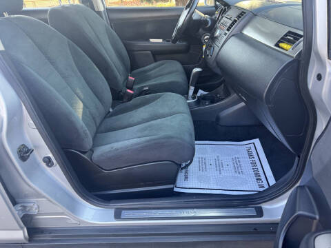 2012 Nissan Versa 1.8 S