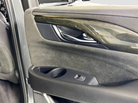 2020 Cadillac Escalade Platinum