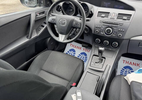 2013 Mazda MAZDA3 i Touring