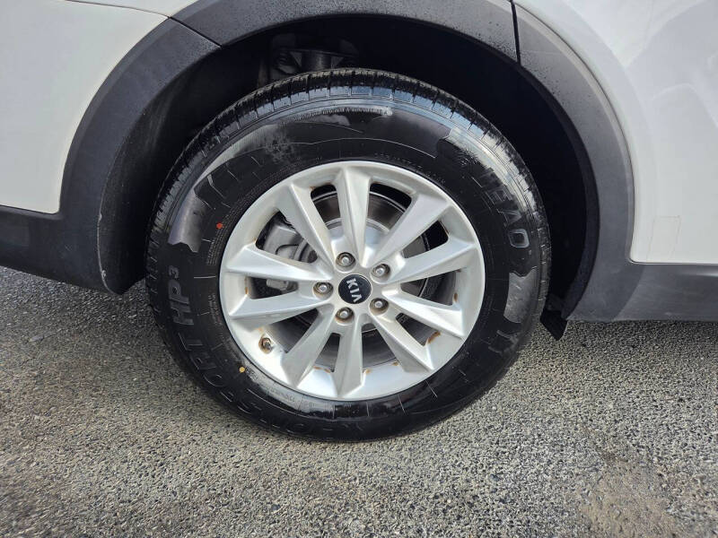 2020 Kia Sorento LX