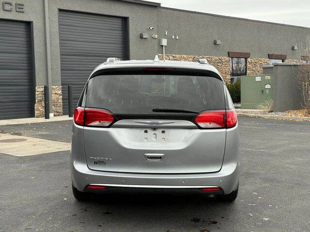 2019 Chrysler Pacifica Touring L