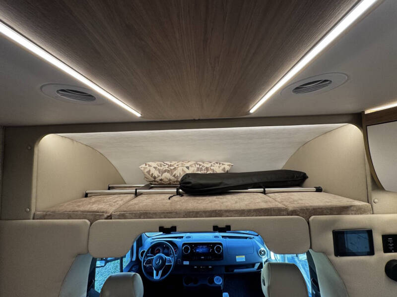 2026 Tiffin Wayfarer