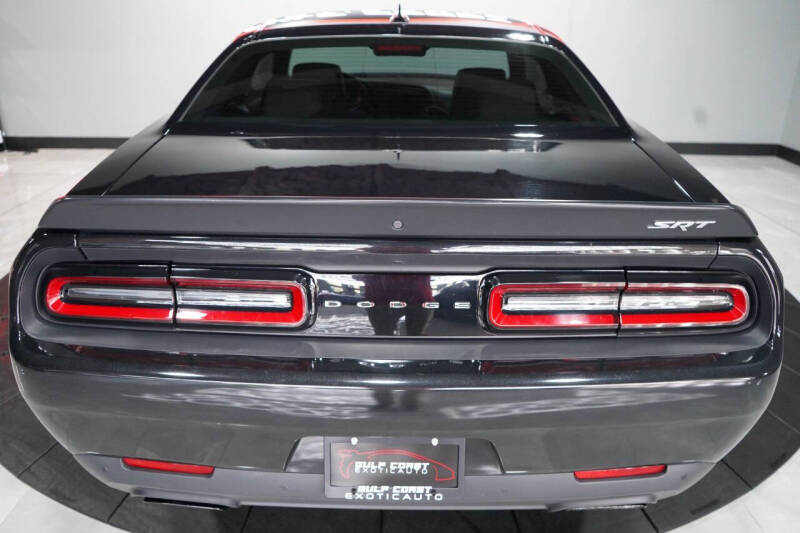 2015 Dodge Challenger SRT Hellcat