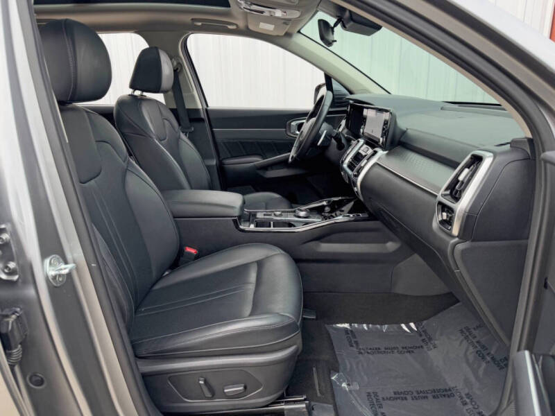 2022 Kia Sorento Plug-In Hybrid SX