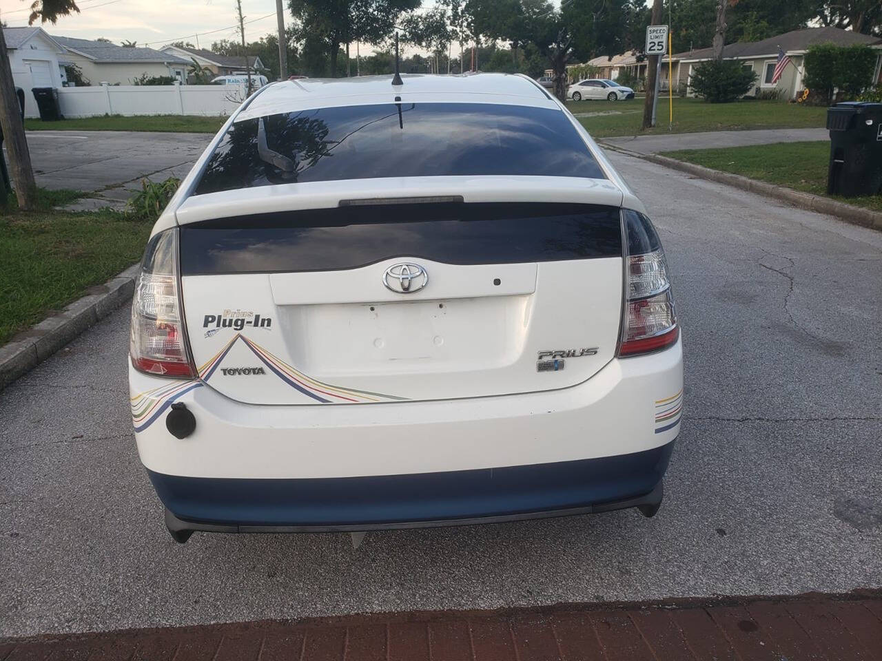 2005 Toyota Prius for sale at We Buy & Sell Cars Inc in Orlando, FL