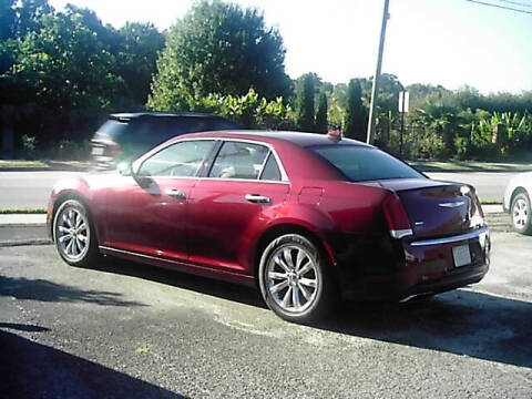 2017 Chrysler 300 Limited
