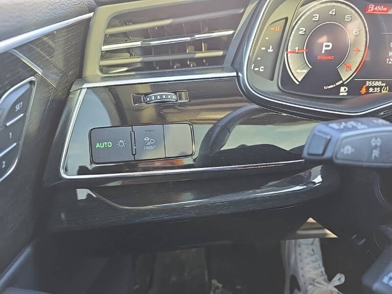 2024 Audi Q7 quattro Premium Plus 45 TFSI