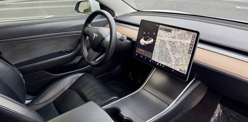 2020 Tesla Model 3 Standard Range Plus