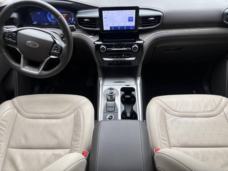 2022 Ford Explorer Platinum