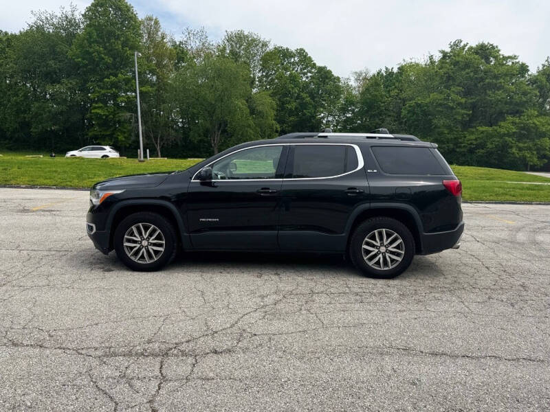 2017 GMC Acadia SLE-2