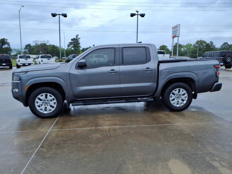 2022 Nissan Frontier SV