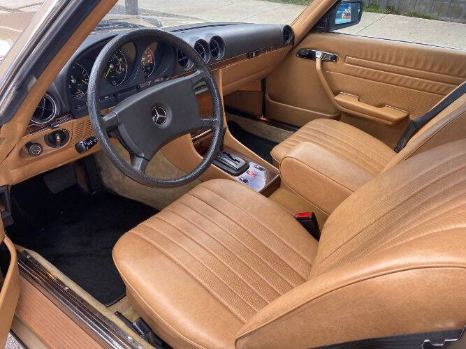 1982 Mercedes-Benz 380-Class 380 SL
