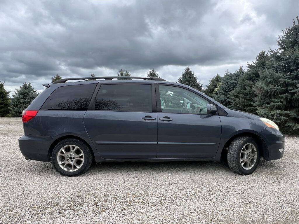 2006 Toyota Sienna for sale at Super Awesome Cars in Middletown, IA