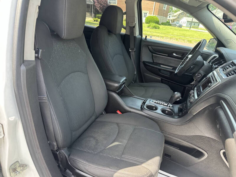 2014 GMC Acadia SLE-2